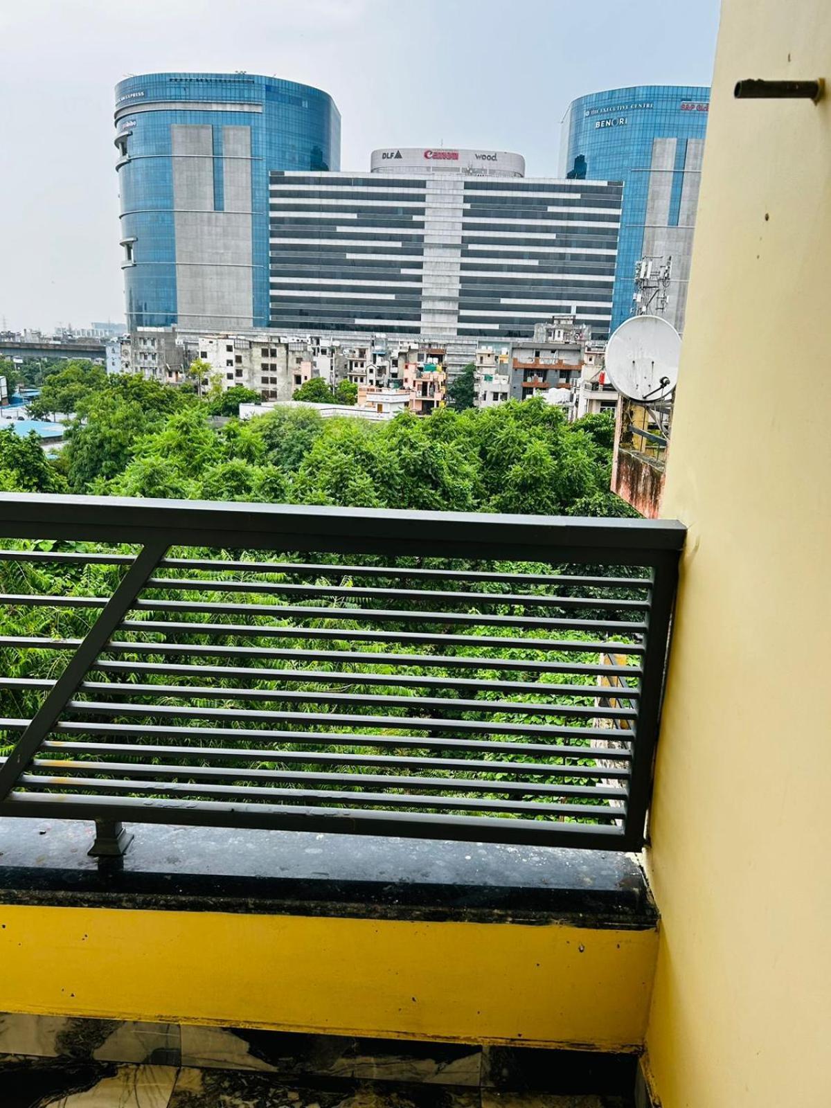 Vibe Communal Living Gurgaon Extérieur photo